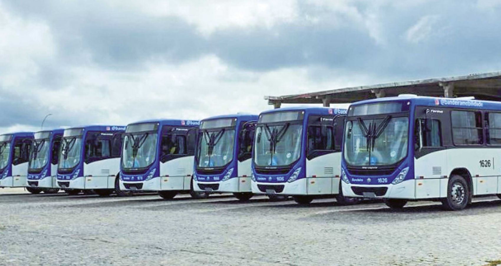 Onze ônibus são apreendidos com documentação fiscal incorreta em SE