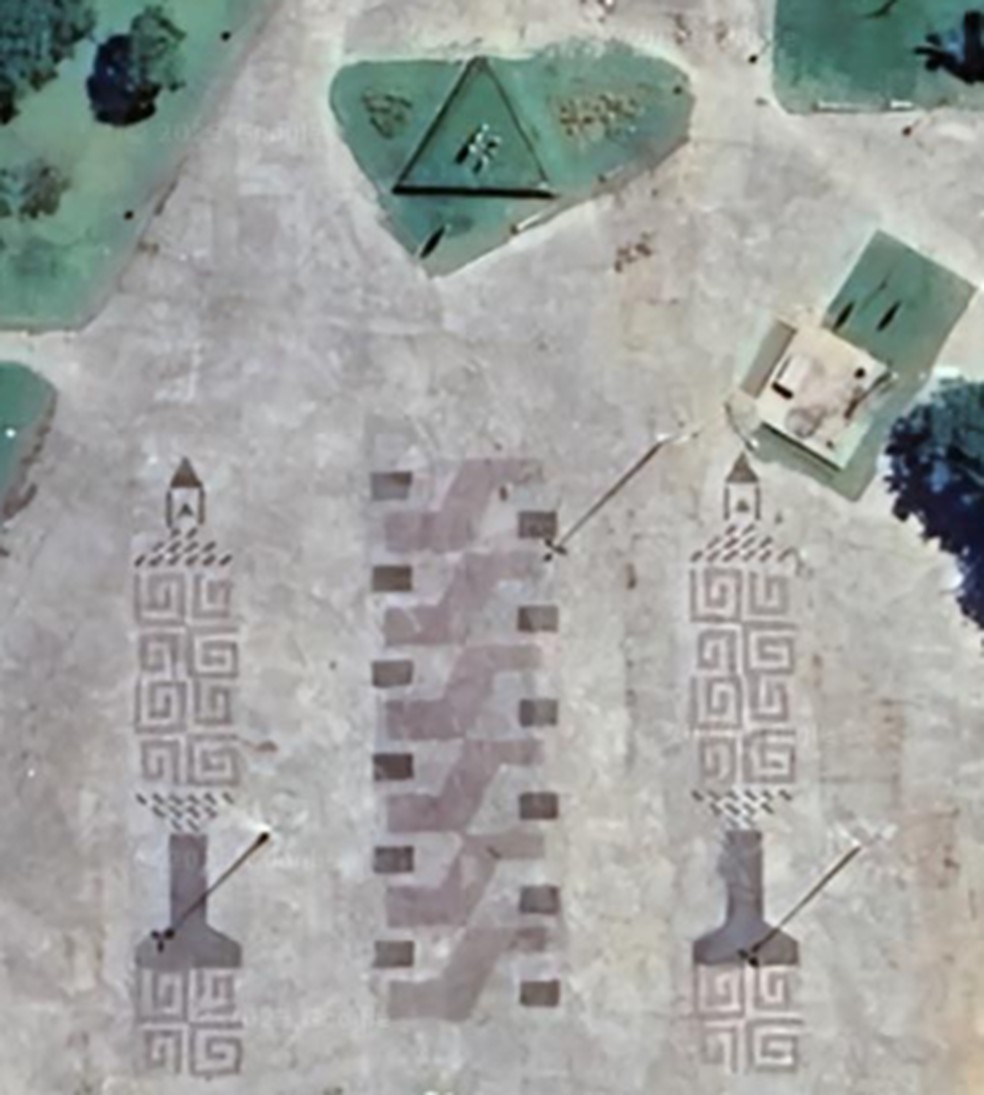 Pinturas na praça fazem referência as culturas das etnias indígenas presentes no Tocantins — Foto: Reprodução/Google Earth