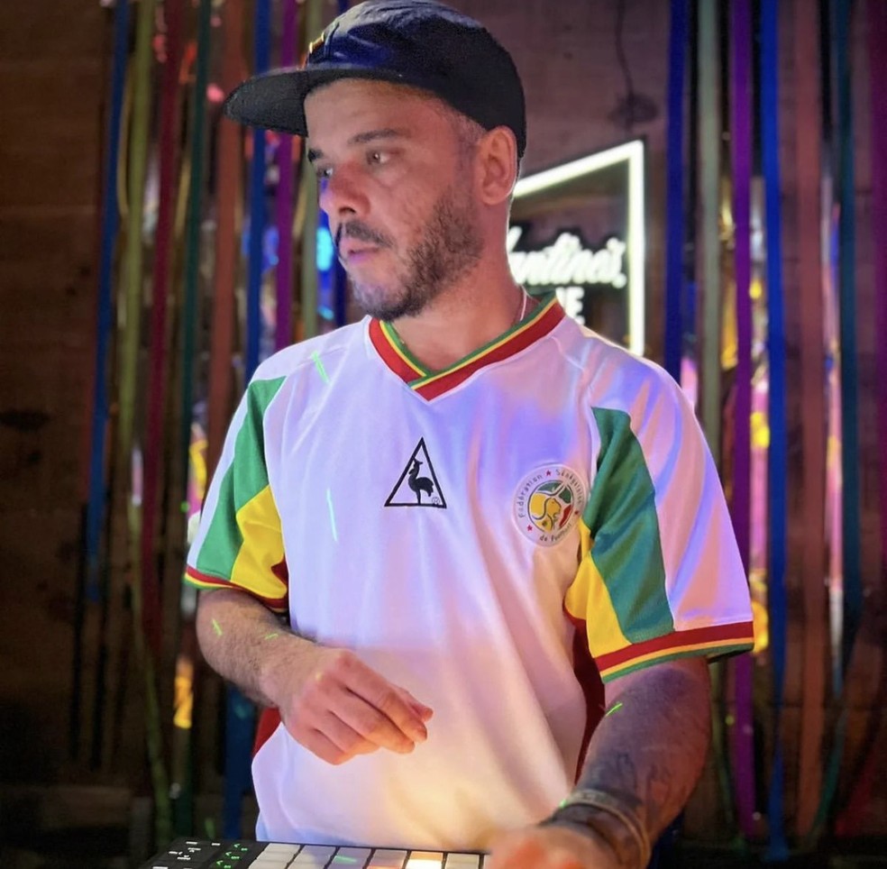 João Rebello atuava com DJ e usava o nome artístico 'Vunje' — Foto: Reprodução/Redes Sociais