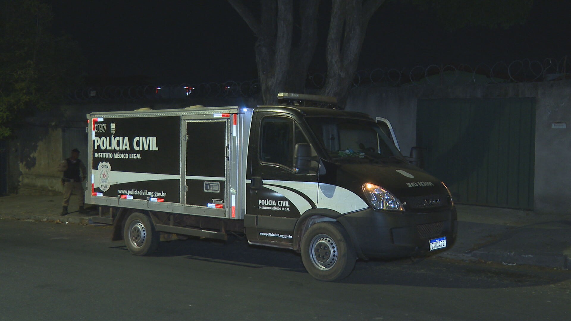 Homem em situação de rua encontra feto dentro de sacola no lixo 