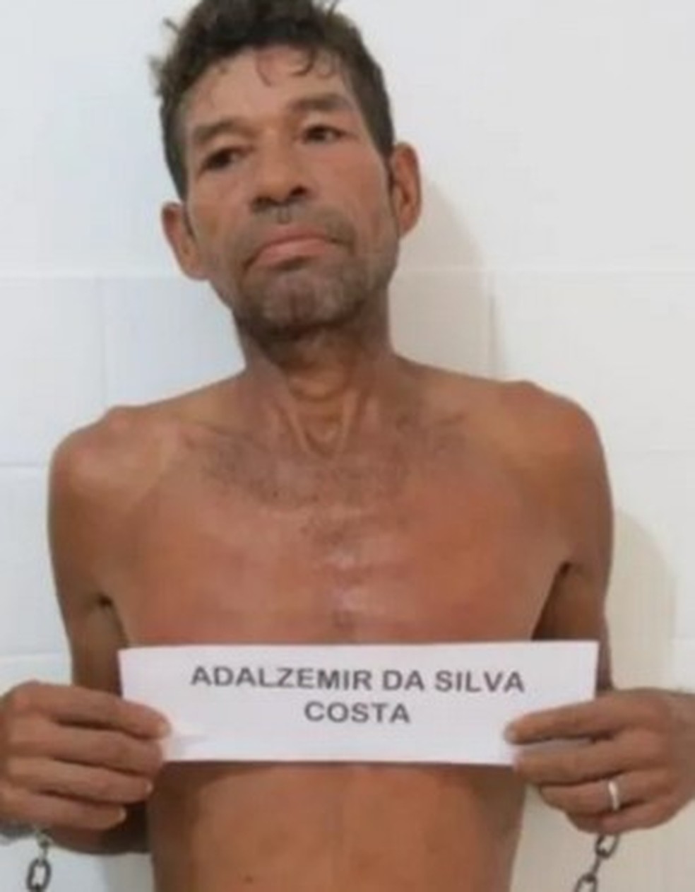  Adalzemir Costa após ser preso em Rio Branco suspeito de ter cometido um estupro no MT — Foto: Arquivo