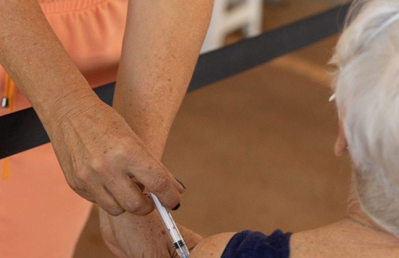 Vacinação da Pneumo 20 é ampliada para pessoas com 85 anos ou mais em Sergipe