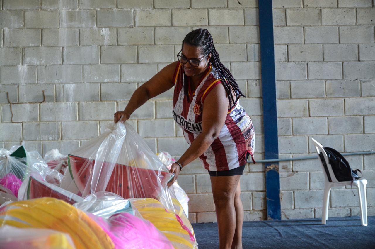 União de Maricá dá início à entrega de fantasias para o desfile na Série Ouro