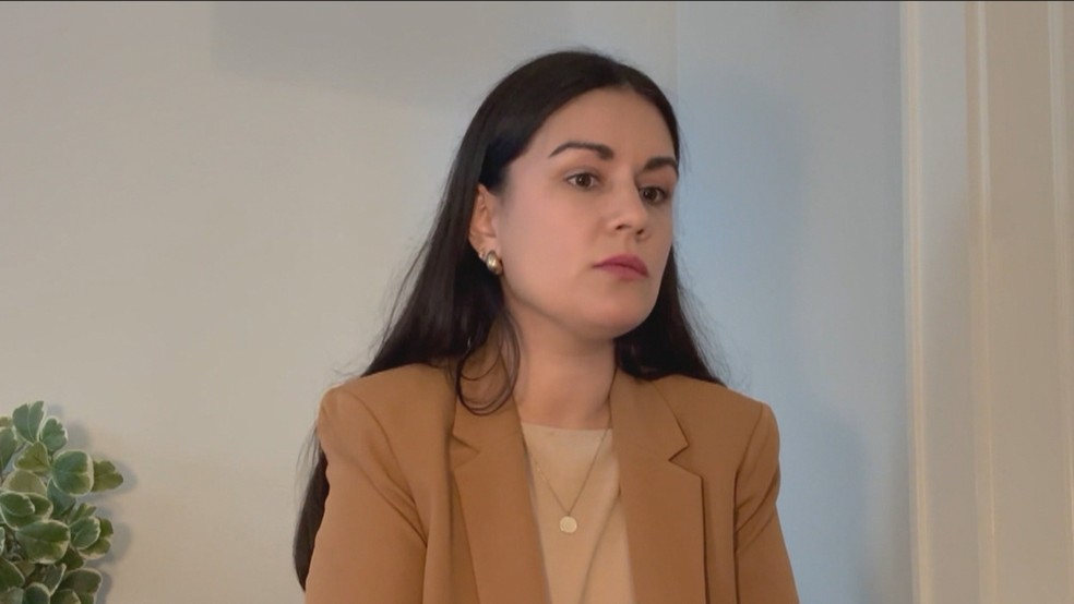 Renata Furst achava que as cartas sobre a dívidas eram correspondências e príncipes — Foto: Ávilis Muniz/GloboNews