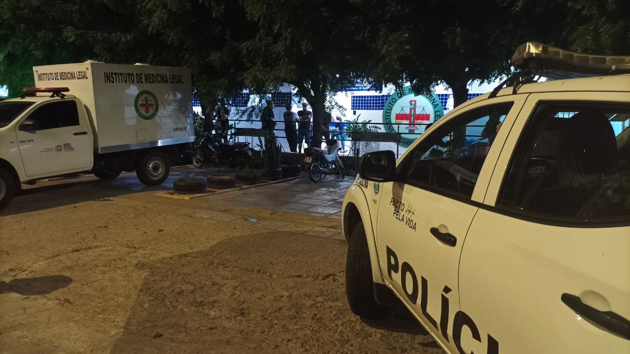 Adolescente é morta a tiros no bairro Jardim Petrópolis, em Petrolina