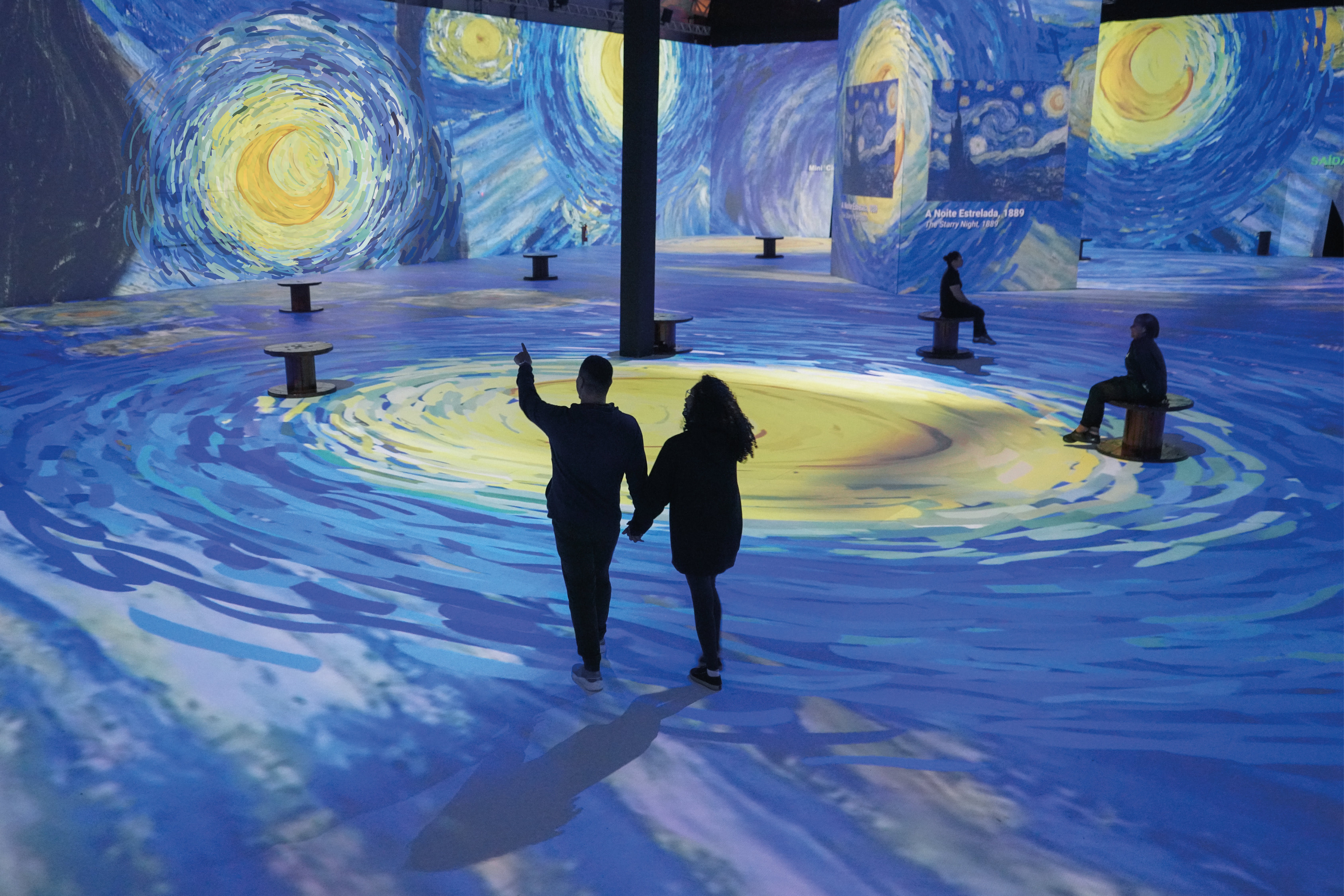 Exposição imersiva de Van Gogh chega a Chapecó com projeções em 360º