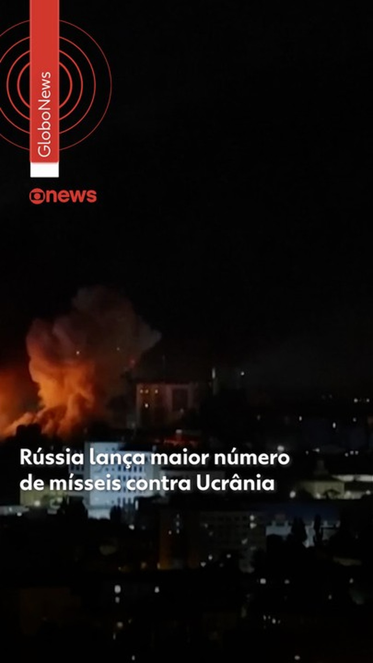 Ucrânia lança mais de 400 drones contra Moscou, deixa 10 feridos e incendeia polo industrial