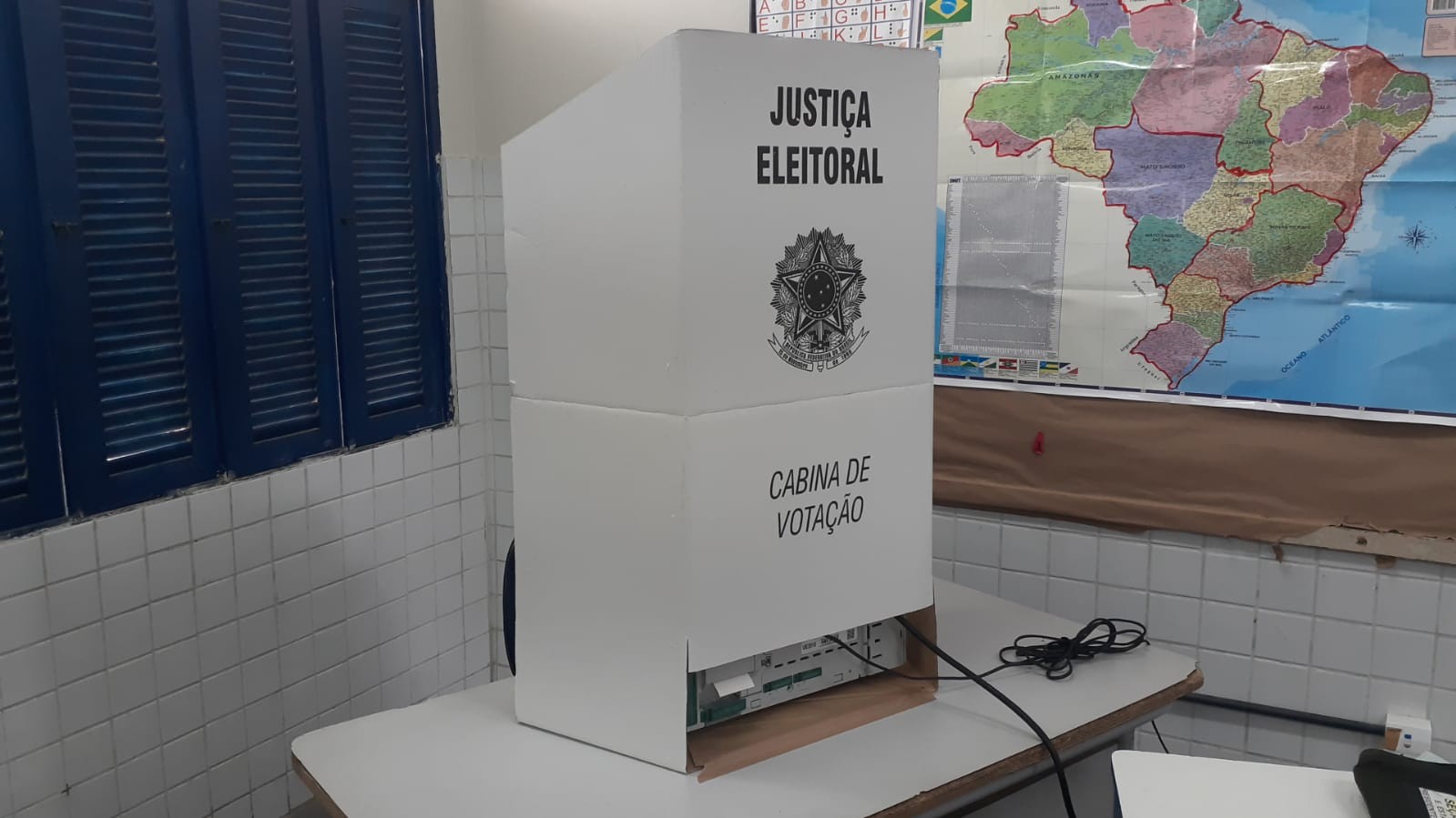 Homens são maioria entre quem disputa e mulheres entre quem vota no PI; veja comparativo dos perfis