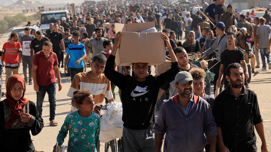 Ataque a tiros mata palestino e fere mais de 40 durante entrega de alimentos em Gaza