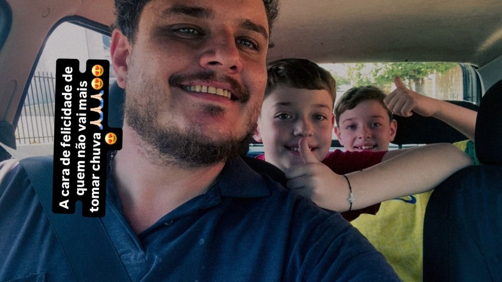 Pai viraliza ao emocionar filhos na entrada da escola com carro novo em São José do Rio Preto — Foto: Arquivo pessoal