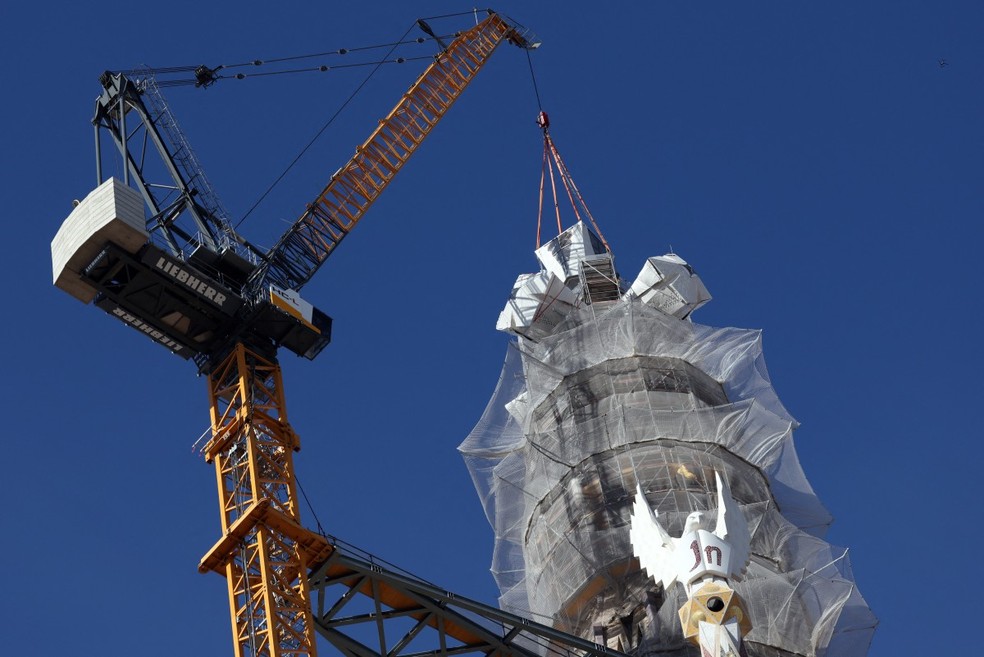 Sagrada Família, em Barcelona — Foto: LUIS GENE / AFP