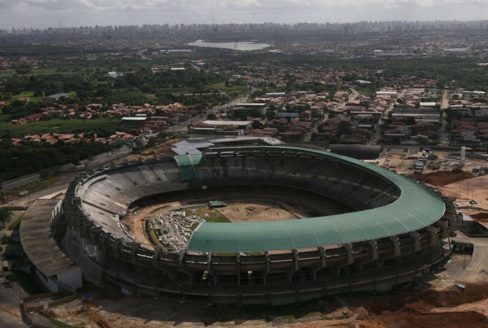 Estádio foi fechado oficialmente no dia 31 de março de 2011 para a reforma visando a Copa do Mundo de 2014. — Foto: Governo do Estado