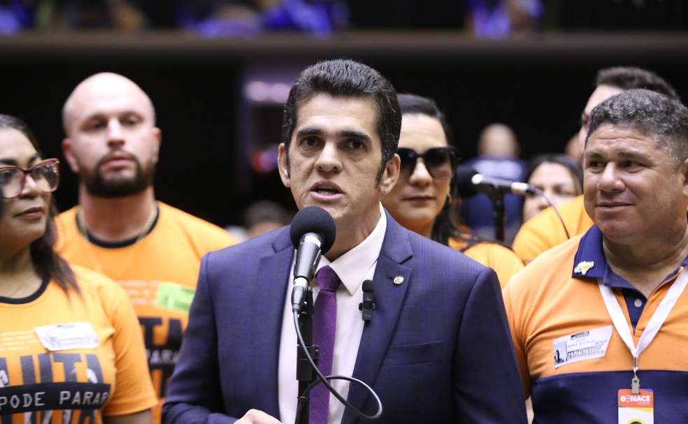 Deputado federal Ant&ocirc;nio Doido (MDB-PA) durante debate na C&acirc;mara em abril de 2025. &mdash; Foto: Vinicius Loures/C&acirc;mara dos Deputados