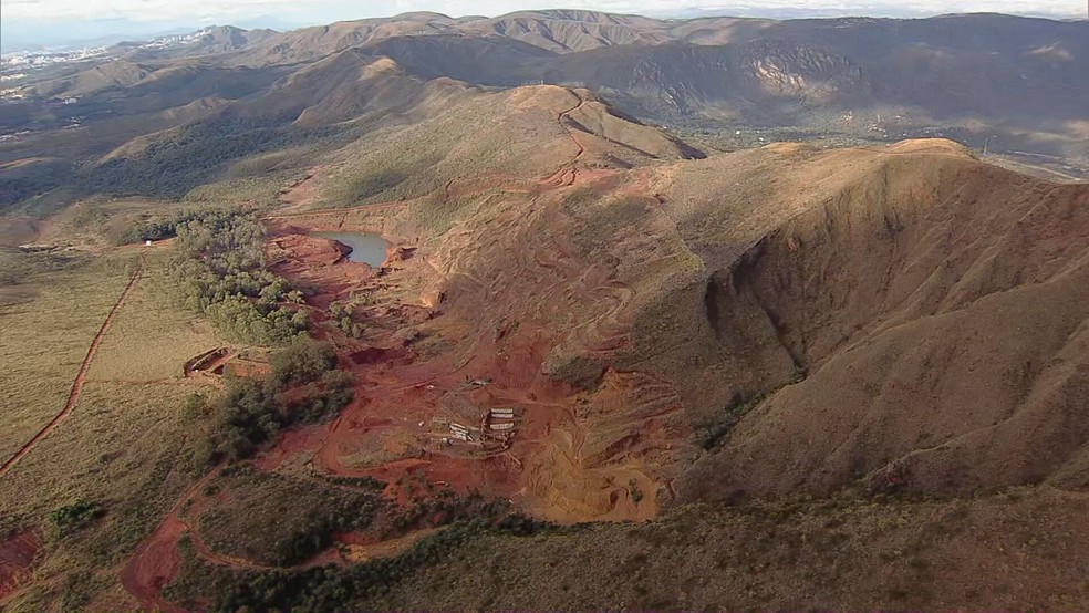 Mineração Santa Paulina fica em Ibirité, na Grande BH — Foto: TV Globo/ Reprodução