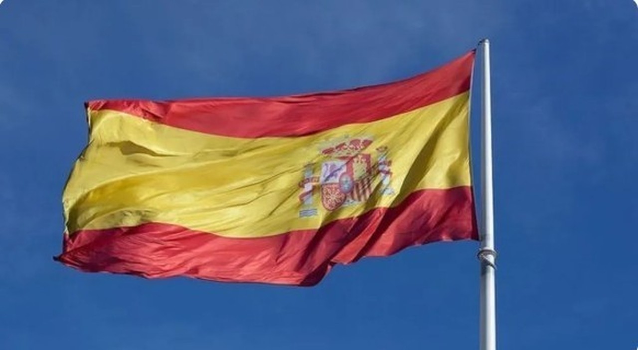 Brasileiros têm até esta quarta para solicitar cidadania espanhola pela 'Lei dos Netos'; entenda o que muda