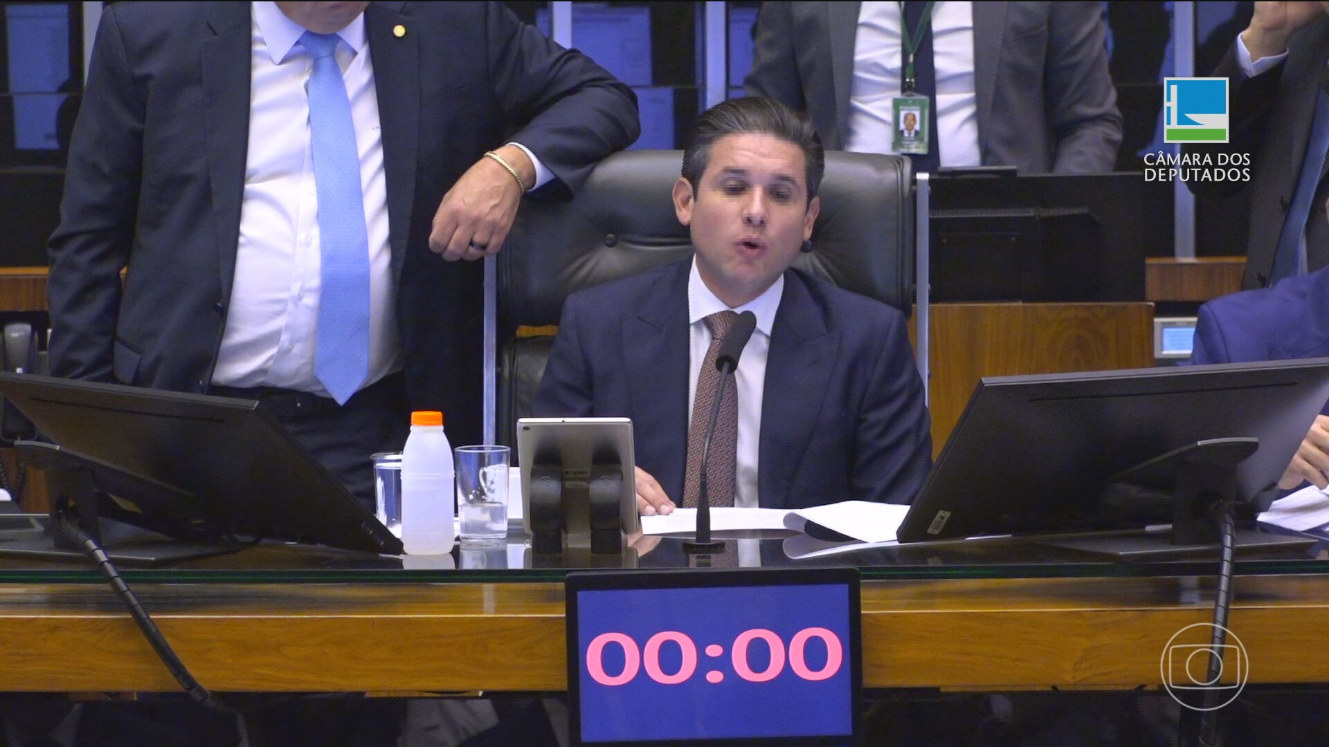 PEC da Blindagem: presidente da Câmara e partidos do Centrão garantem voto secreto para autorizar investigação de parlamentares