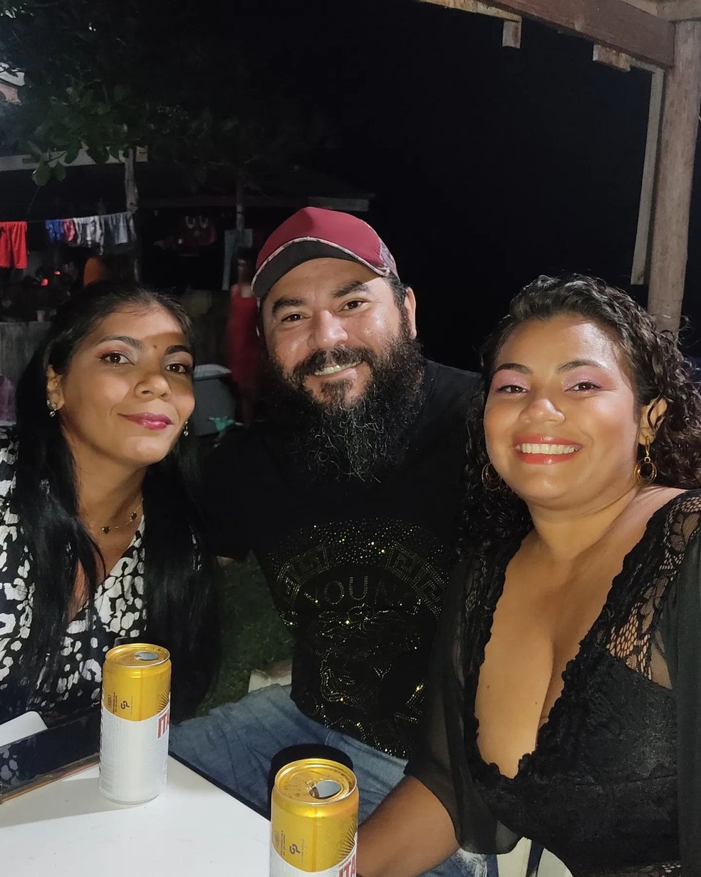 Trisal amazonense formado por Deica, Marcelo e Ananda — Foto: Reprodução/Redes Sociais