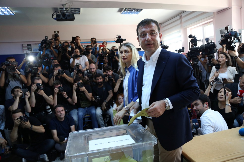 Ekrem Imamoglu, prefeito de Istambul, na Turquia, pelo partido de oposição CHP — Foto: Cansu Alkaya/Reuters