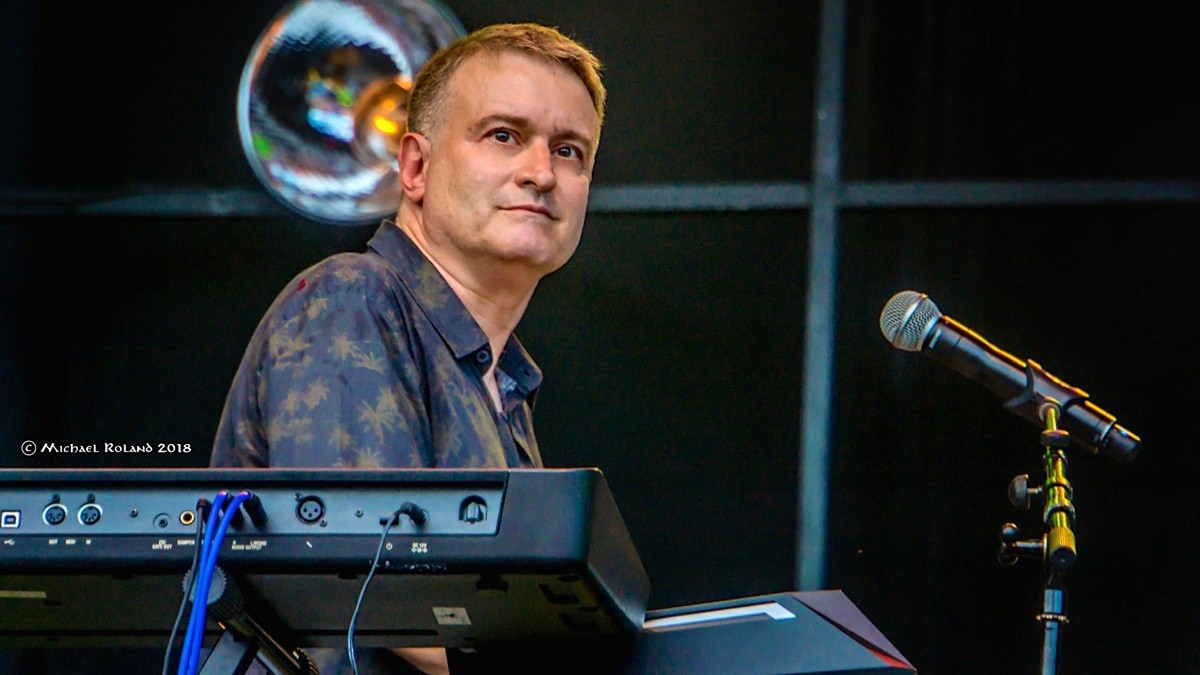 Pianista Marvio Ciribelli encerra o ano com apresentações em Petrópolis e Rio das Ostras 