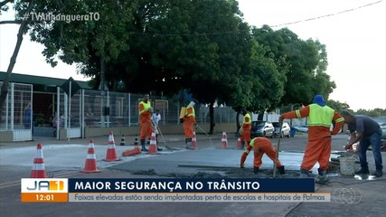 Faixas elevadas são instaladas em Palmas para dar mais segurança para pedestres