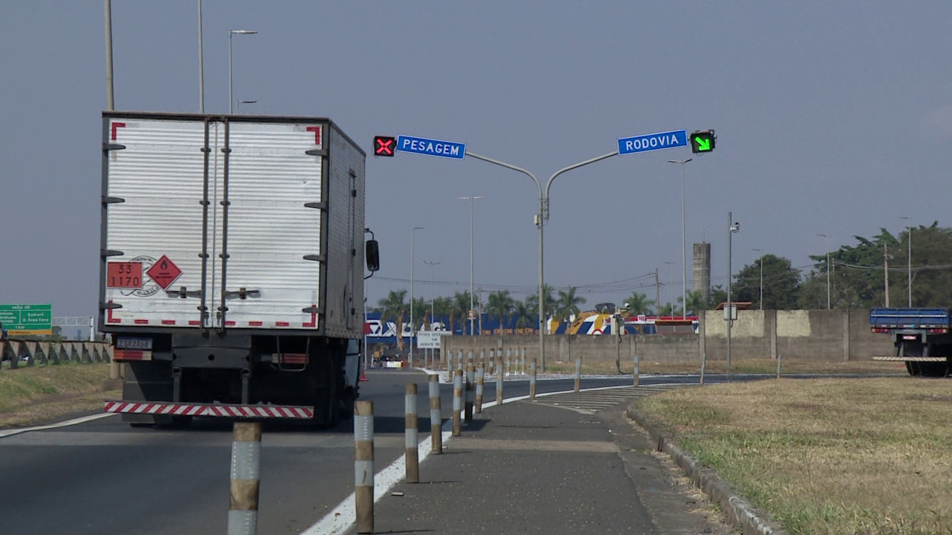 Multas por excesso de peso em caminhões triplicam na região de Campinas em um ano