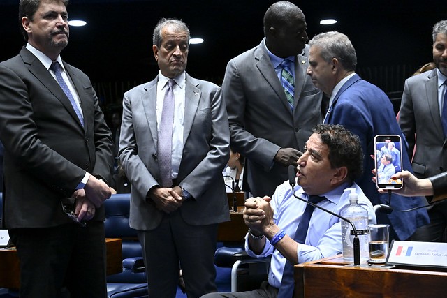 Valdemar cobra apoio do centrão a candidatura de Flávio Bolsonaro e diz que é preciso 'pôr a cabeça no lugar'