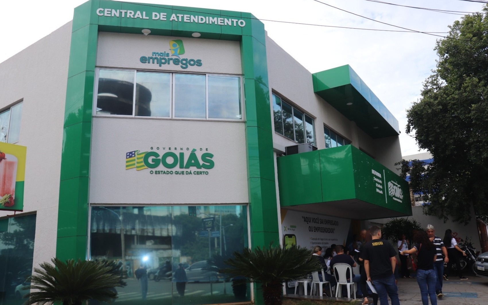 Profissionais contratados por central de empregos recebem transporte gratuito no primeiro mês de trabalho