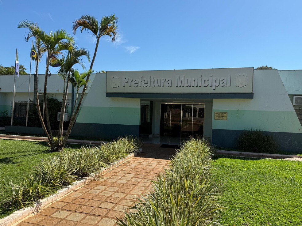 Moradores voltaram às urnas para escolher novo prefeito de Paranhos (MS) — Foto: Thalyta Andrade/ TV Morena