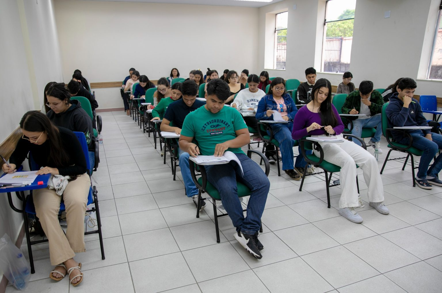 UEA abre inscrições para Vestibular 2025 e SIS; veja como se inscrever