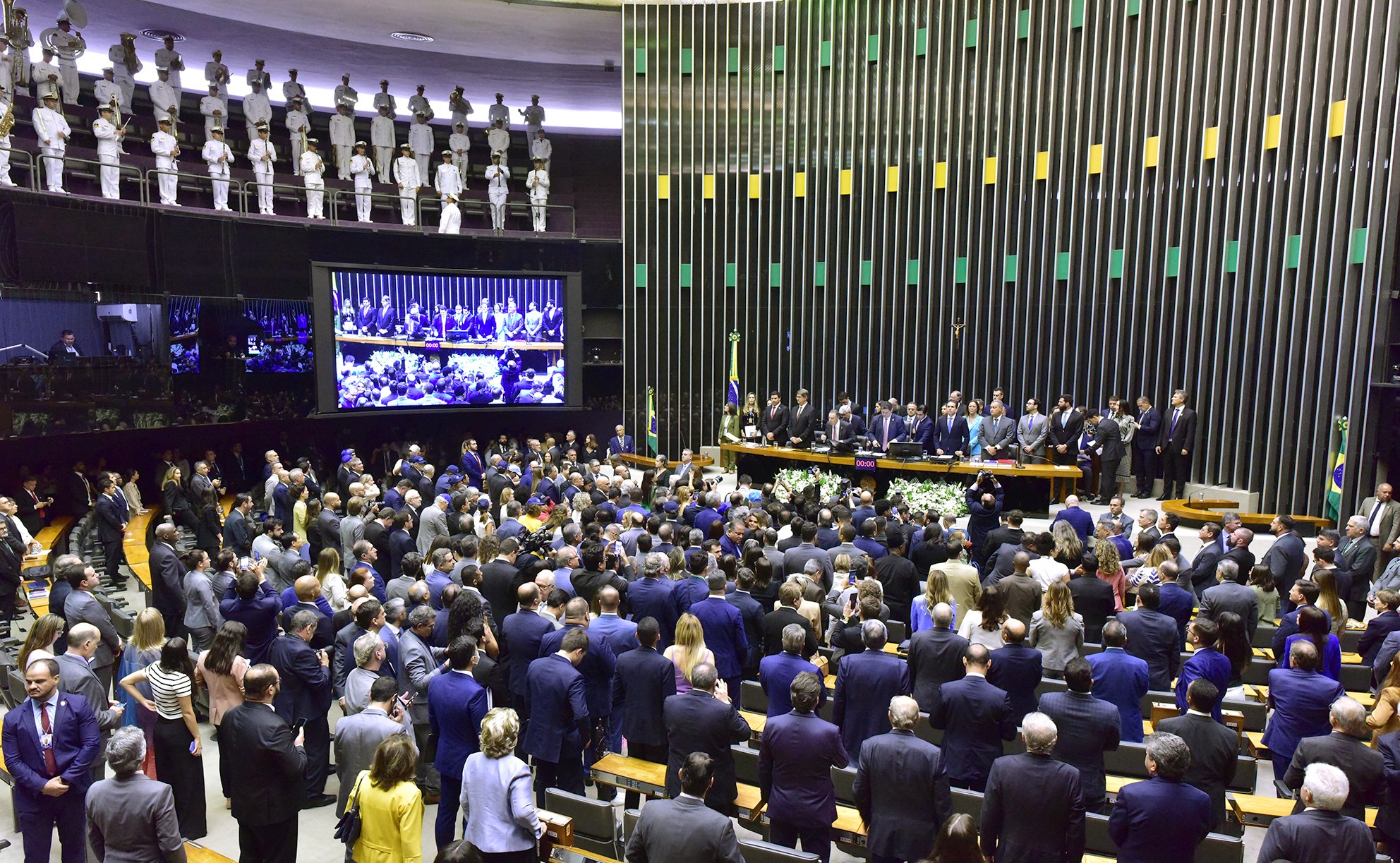 Em mensagem ao Congresso, Lula diz que governo 'continuará a pautar gestão' pelo equilíbrio fiscal