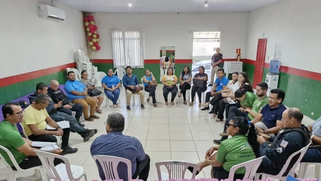 Reunião discute políticas públicas de turismo sustentável, inclusivo e protetivo no município de Aveiro
