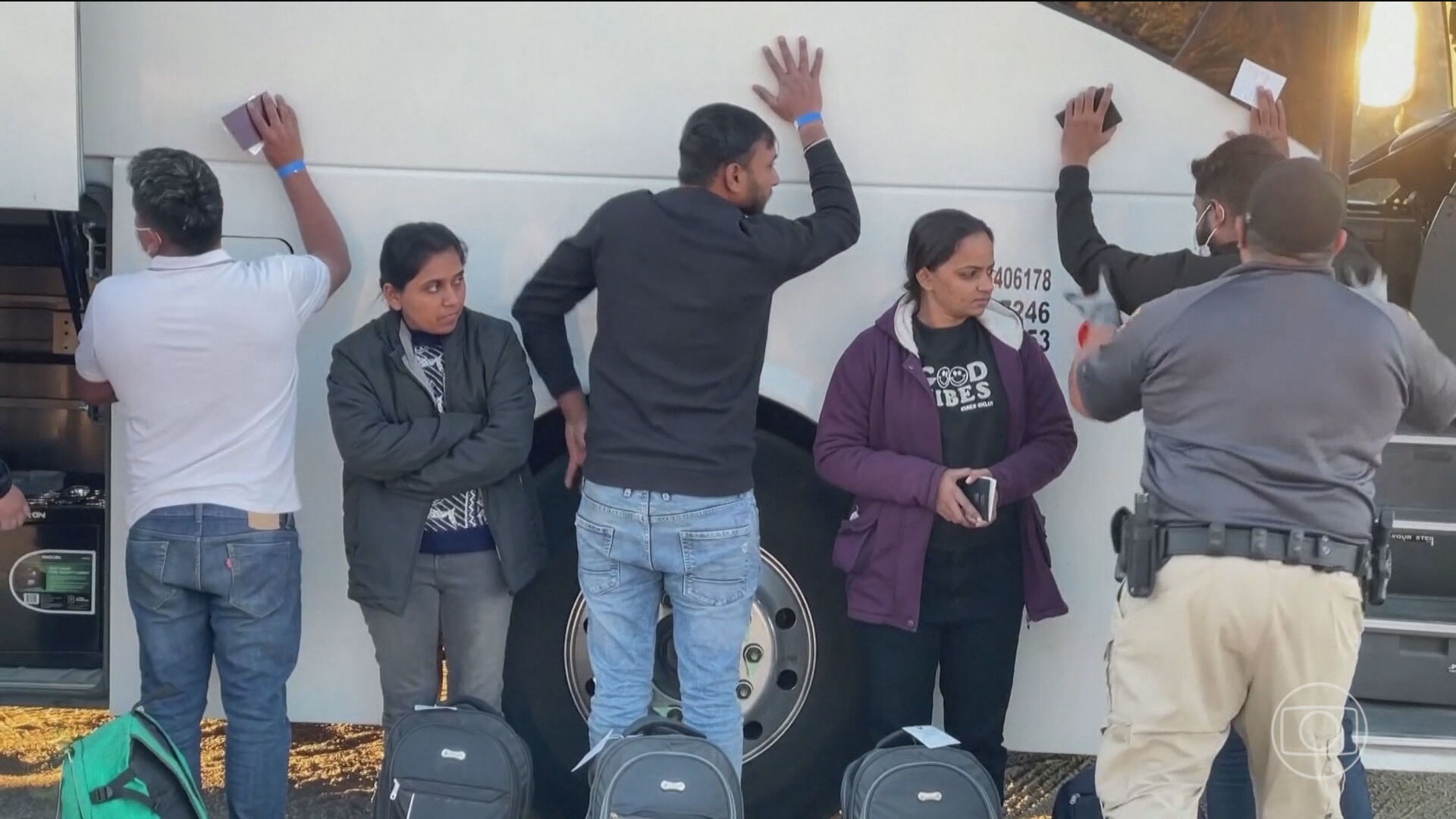 Tribunal de apelações proíbe Trump de usar lei do século 18 para deportar imigrantes