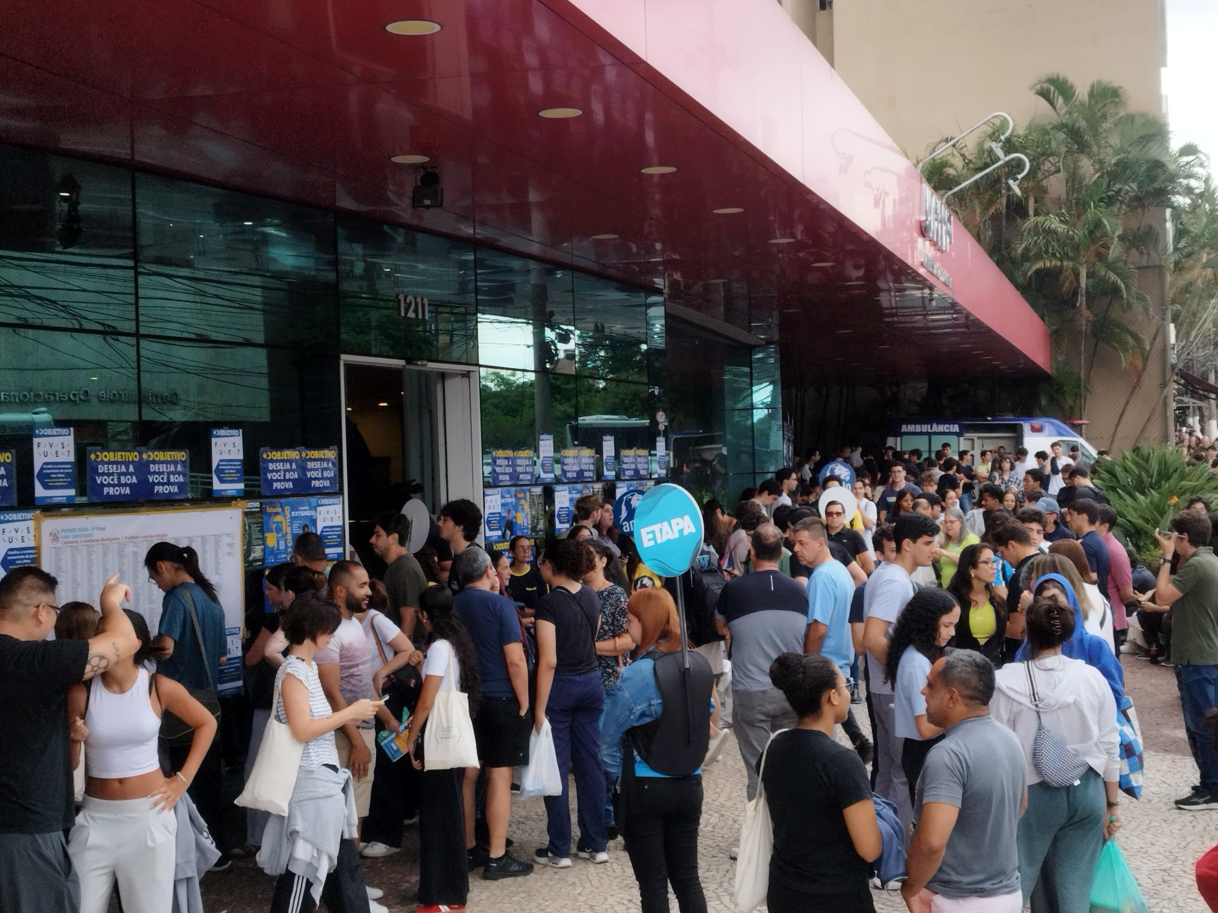 Segunda fase da Fuvest 2026: candidatos enfrentam disciplinas específicas nesta segunda-feira