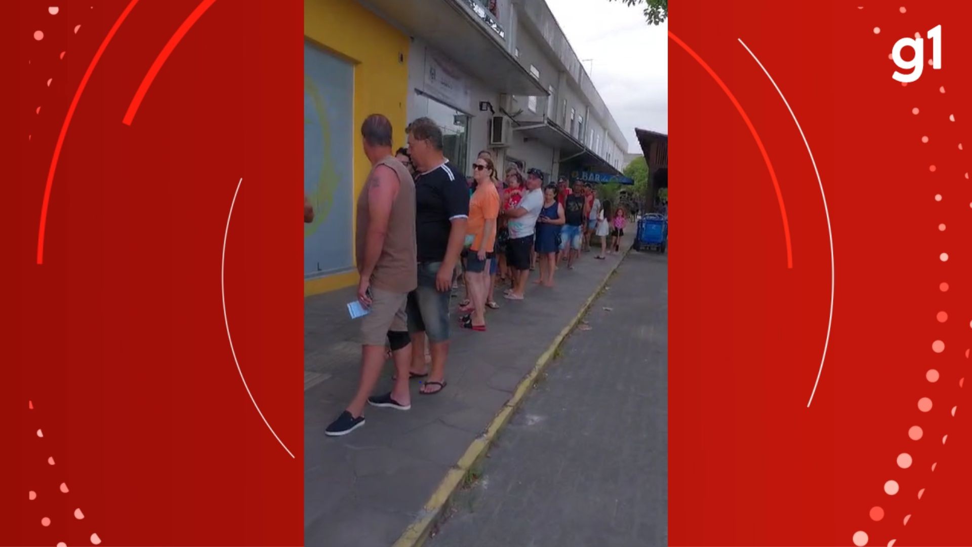 Mega da Virada: fila dobra a esquina em lotérica do RS que teve prêmios milionários nos últimos dois anos; veja vídeo