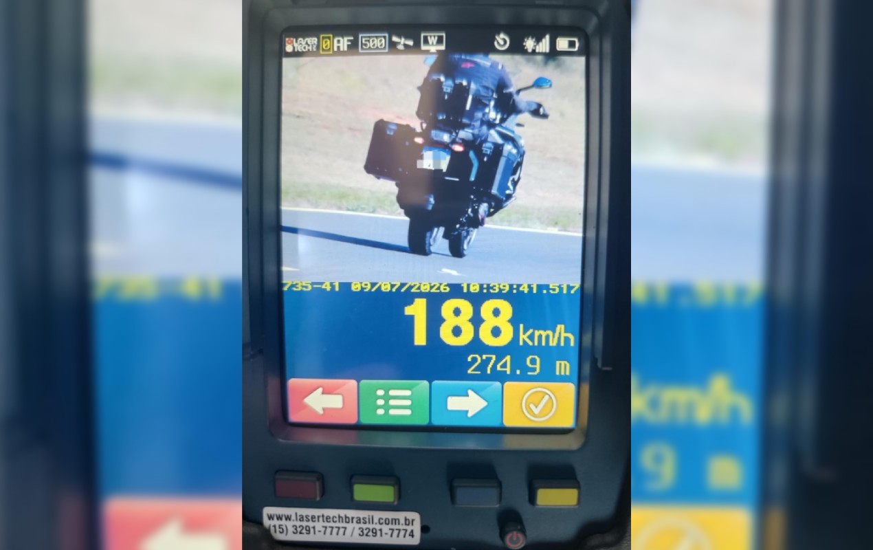 Moto é flagrada a 188 km/h na Rodovia Castello Branco em Santa Cruz do Rio Pardo; veja outros flagrantes