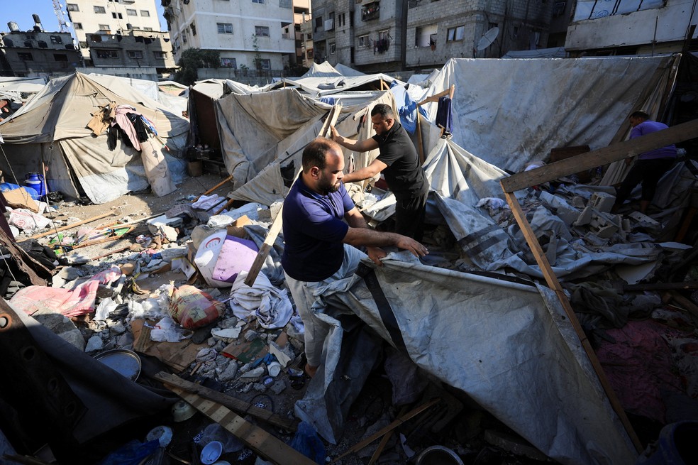 Consequências de um ataque israelense na Cidade de Gaza. — Foto: Reuters/Dawoud Abu Alkas