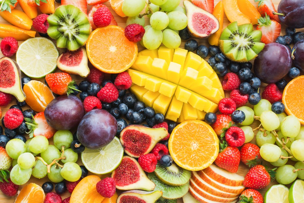 Existe fruta capaz de limpar a gordura do fígado? — Foto: Adobe Stock