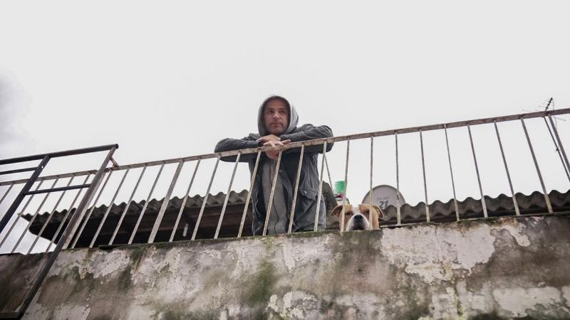 'Vou ficar por aqui. Está muita ladroagem': os ilhados que se recusam a deixar suas casas no Rio Grande do Sul