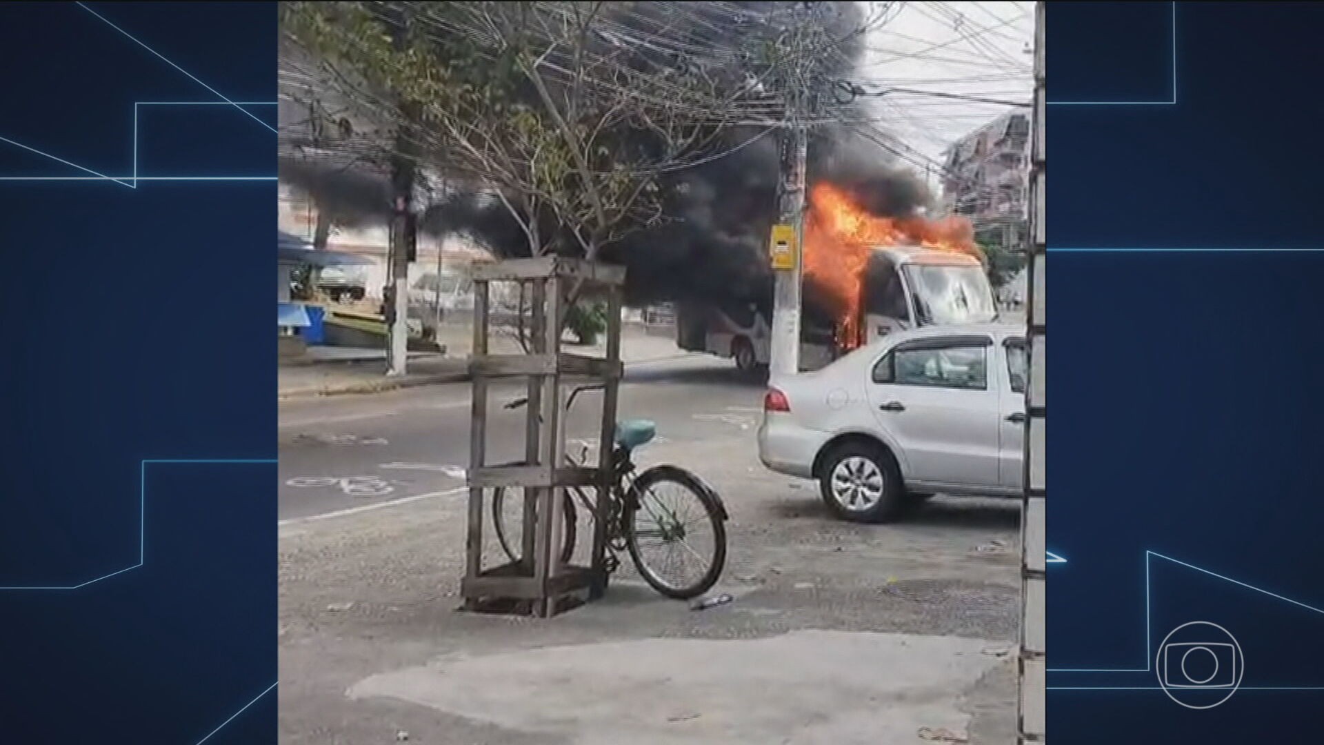 Quadrilhas sequestram ônibus para usá-los como barreiras contra polícia no Rio