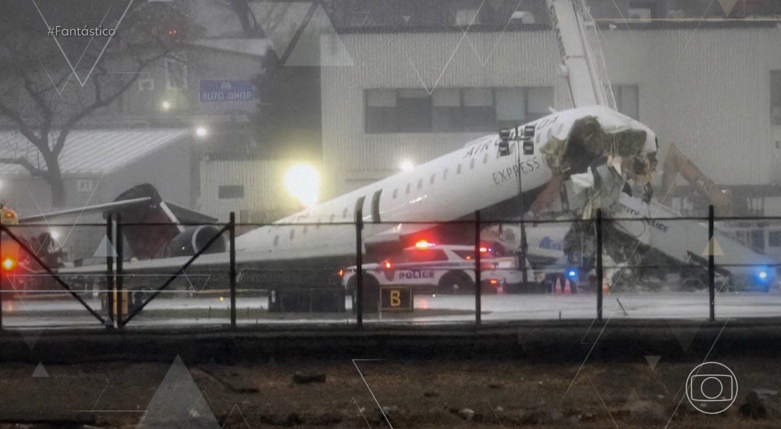 Reconstituição mostra que colisão entre avião e caminhão em aeroporto de Nova York ocorreu após autorizações simultâneas na pista
