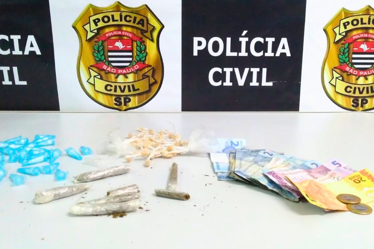 Homem é preso traficando drogas em frente à igreja no litoral de SP