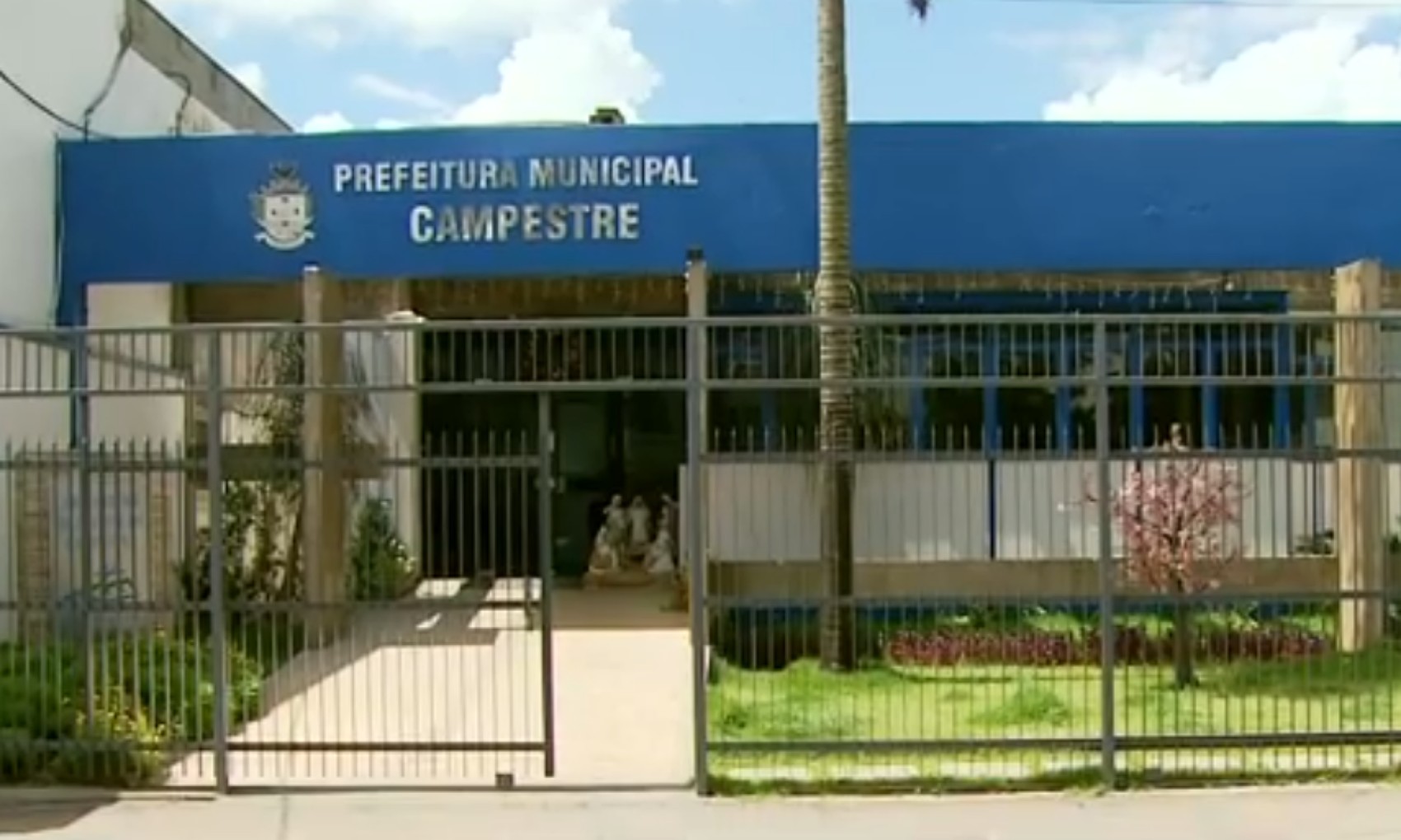 Justiça bloqueia bens de prefeito, secretários e empresário investigados por fraude em licitação em Campestre, MG