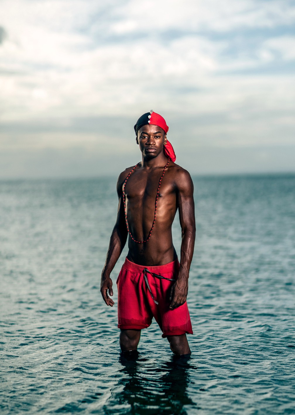 'Quando Exu atravessou o Atlântico para apoiar seu povo': imagem faz parte da série 'M'kumba', de Gui Christ — Foto: Gui Christ/2025 Sony World Photography Awards
