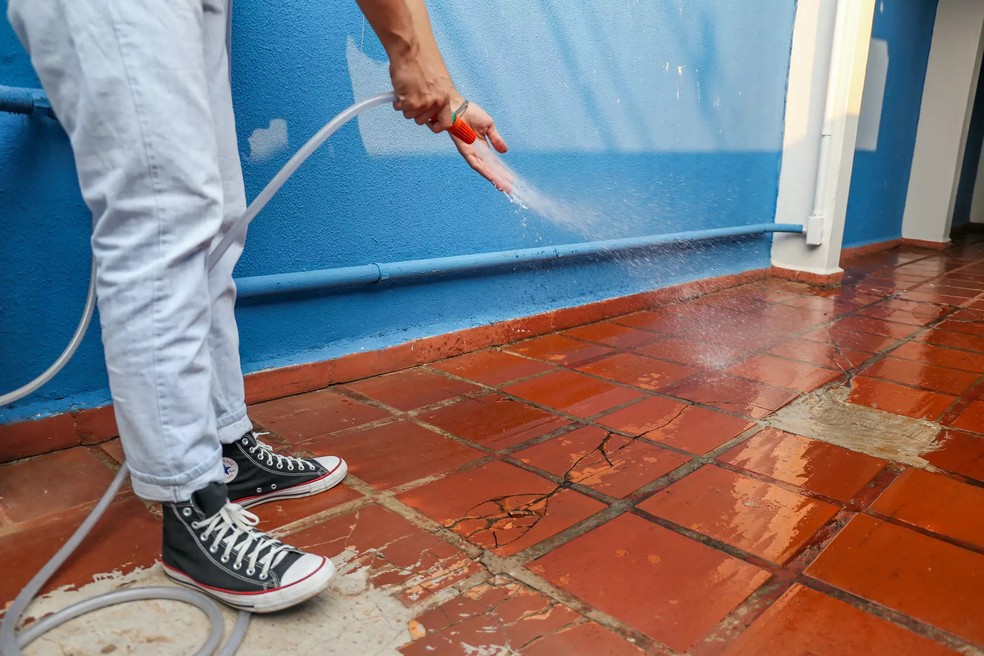 Prefeituras e órgãos fiscalizadores estão sendo instruídos a proibir atividades que desperdicem água. — Foto: Prefeitura de Itu/Divulgação