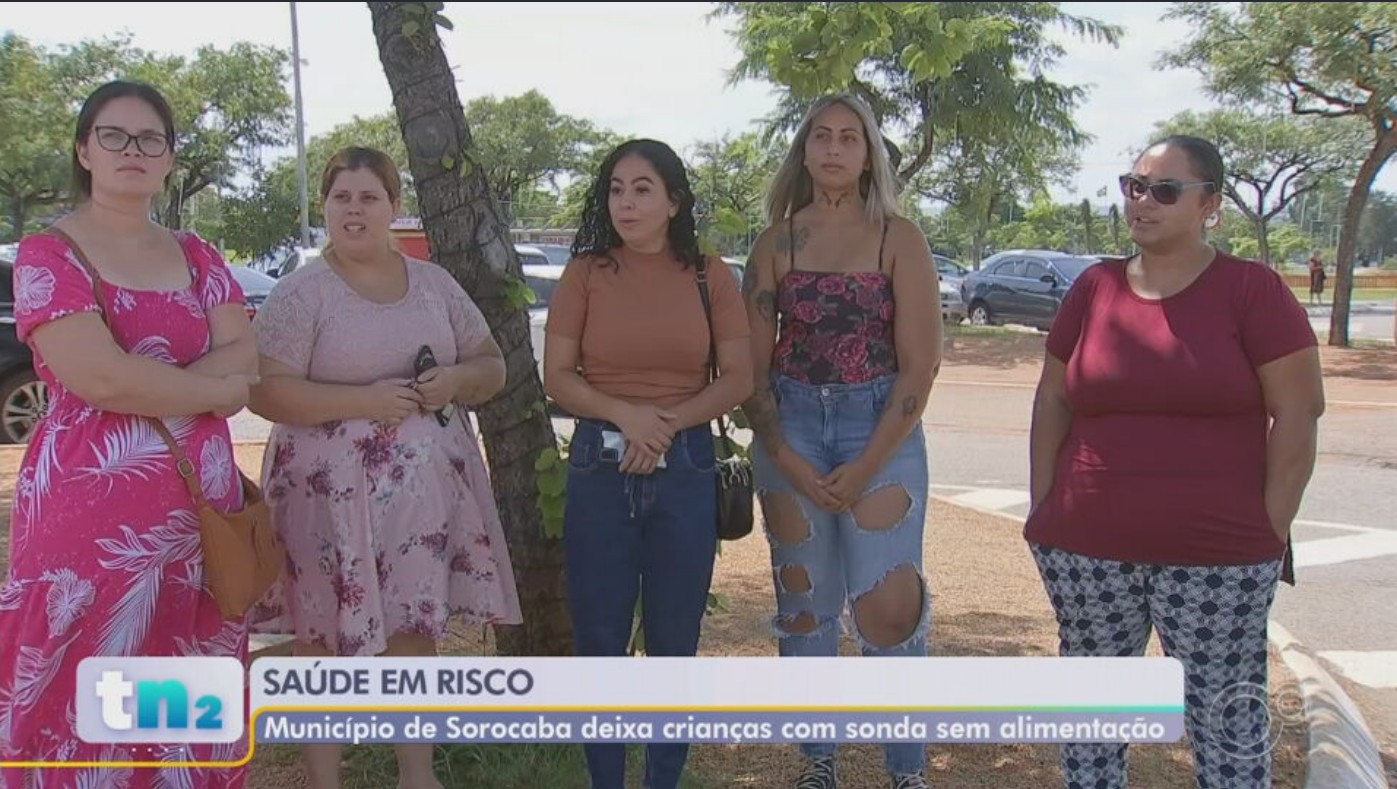 Mães denunciam falta de sondas para alimentação líquida dos filhos em Sorocaba: 'Revoltante'