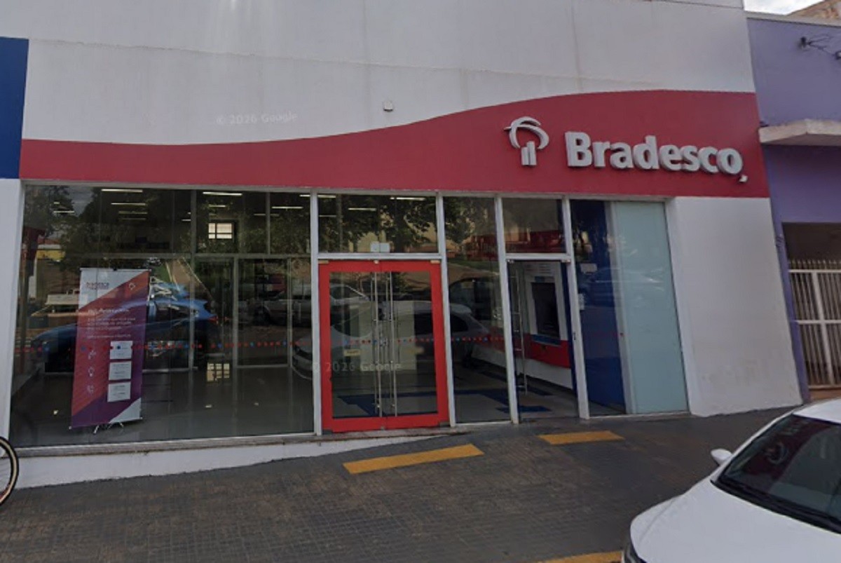 Ex-gerente e marido são presos suspeitos de desviar R$ 2 milhões de agência bancária no interior de SP