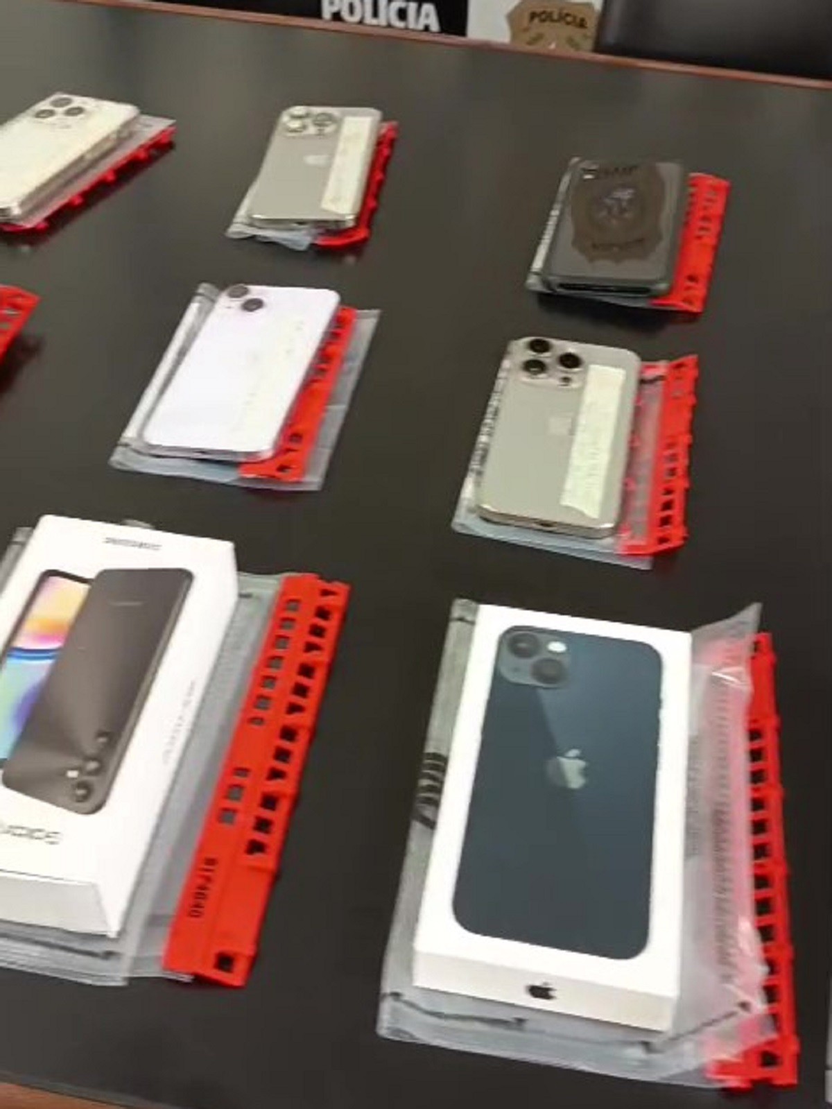 Polícia Civil recupera mais de 60 celulares furtados durante operações em Juiz de Fora, Brasília, RJ, SP e GO