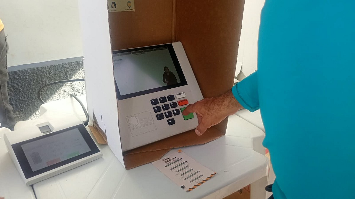 Eleições 2026: TRE leva urna eletrônica ao Ver-o-Peso para treinar eleitores em Belém; veja datas e locais
