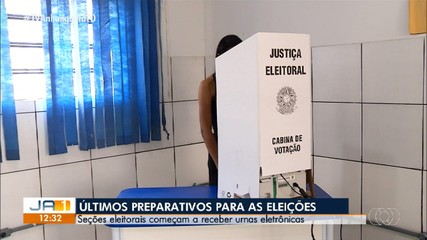 Seções eleitorais começam a receber urnas eletrônicas