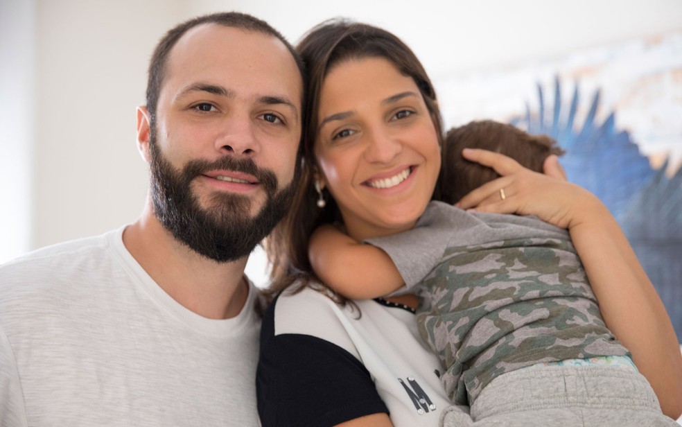 Ana se casou com o administrador Vinícius Francomano, com o qual teve Miguel — Foto: Sérgio Fernandes/G1